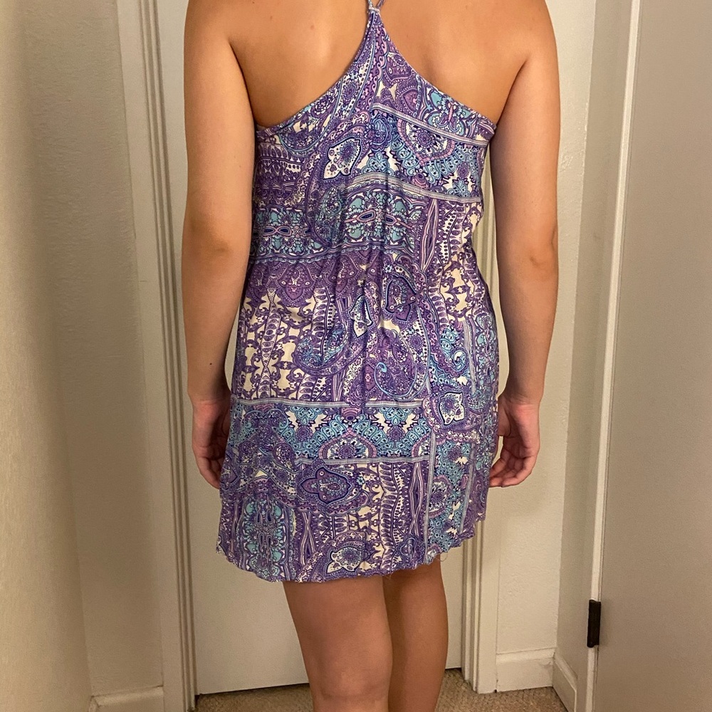 Abstract flowy pattern dress - Picture 2 of 2